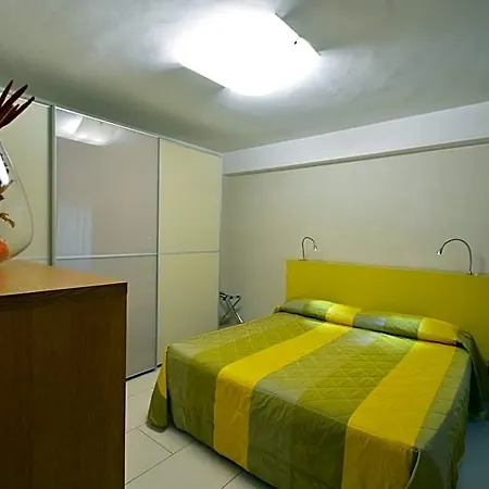 Star Aparthotel 4*